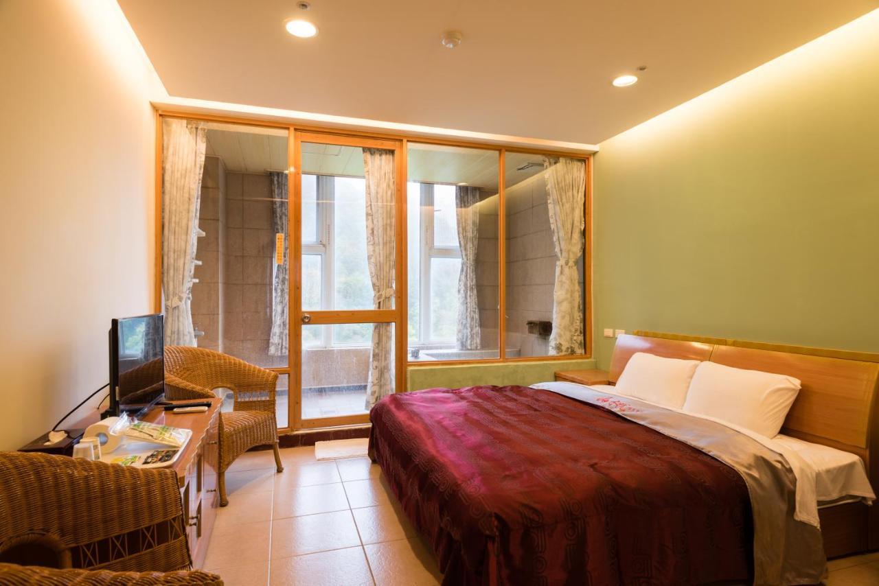 Crystal Hotel Ren’ai Zewnętrze zdjęcie