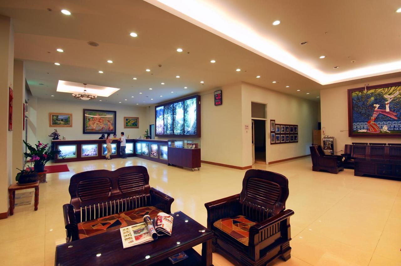 Crystal Hotel Ren’ai Zewnętrze zdjęcie