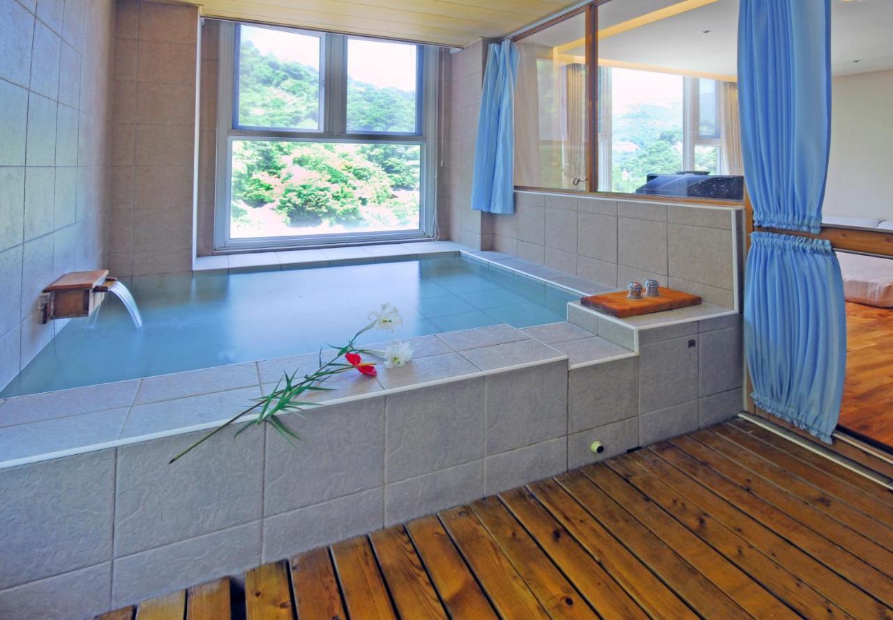 Crystal Hotel Ren’ai Zewnętrze zdjęcie