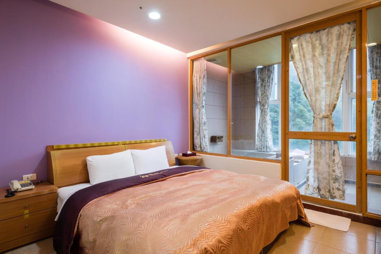 Crystal Hotel Ren’ai Zewnętrze zdjęcie