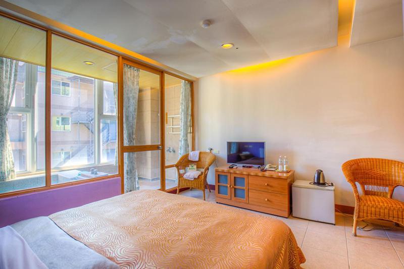 Crystal Hotel Ren’ai Zewnętrze zdjęcie